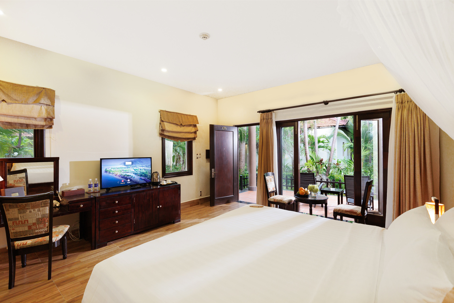 Diamond Garden Bungalow